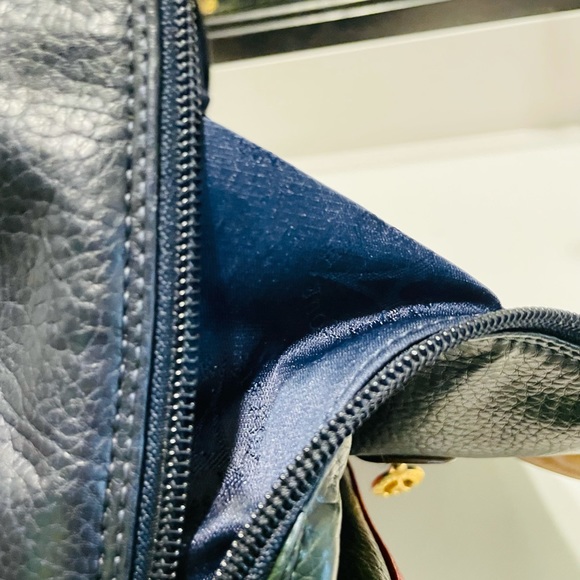 La Tour Eiffel 1887 Leather Handbag - Picture 11 of 16